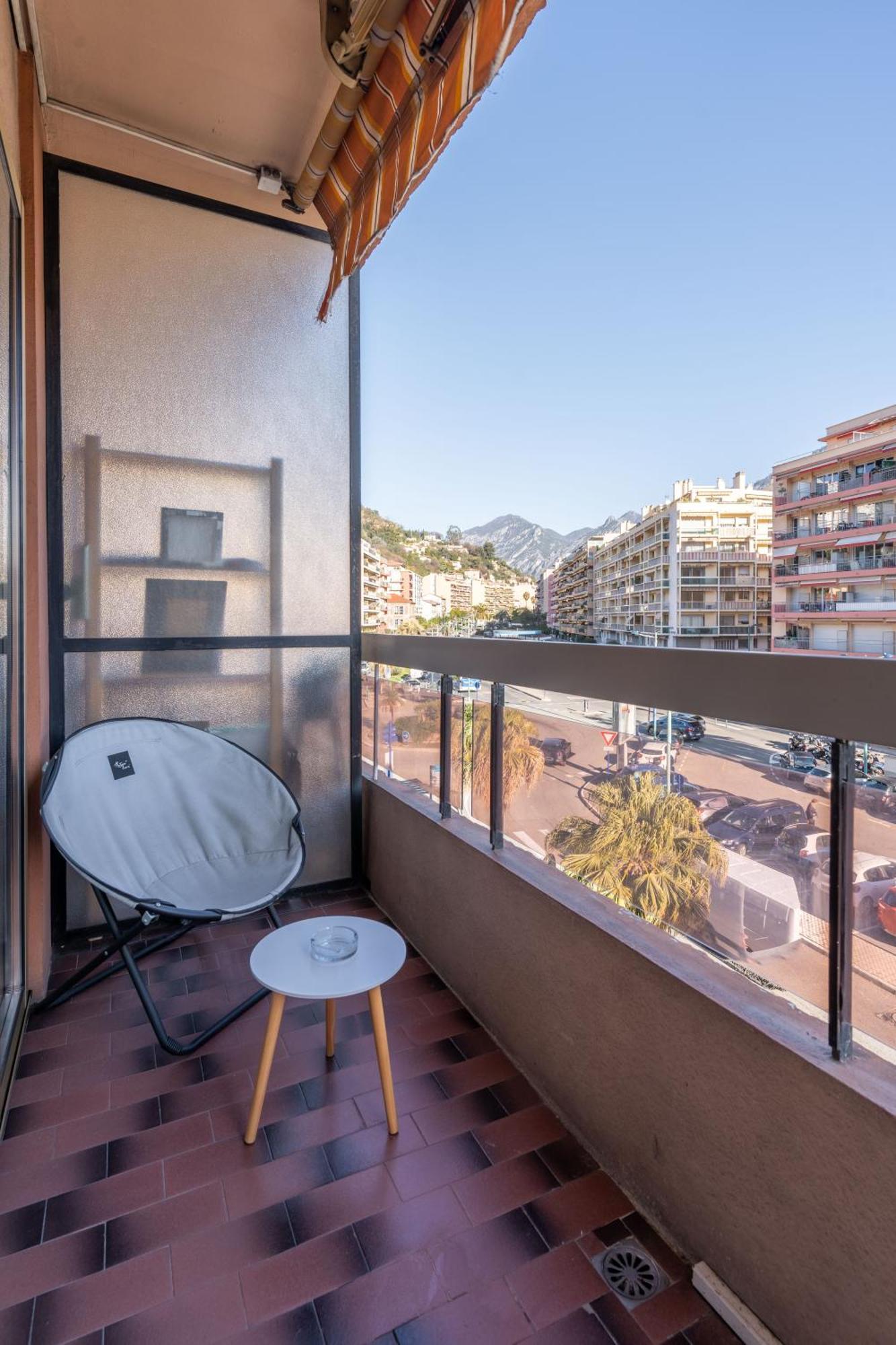 Fabuleux 2 Personnes Au Coeur De Menton, Climatise Et Proche Gares Routiere Et Sncf Apartment Menton
